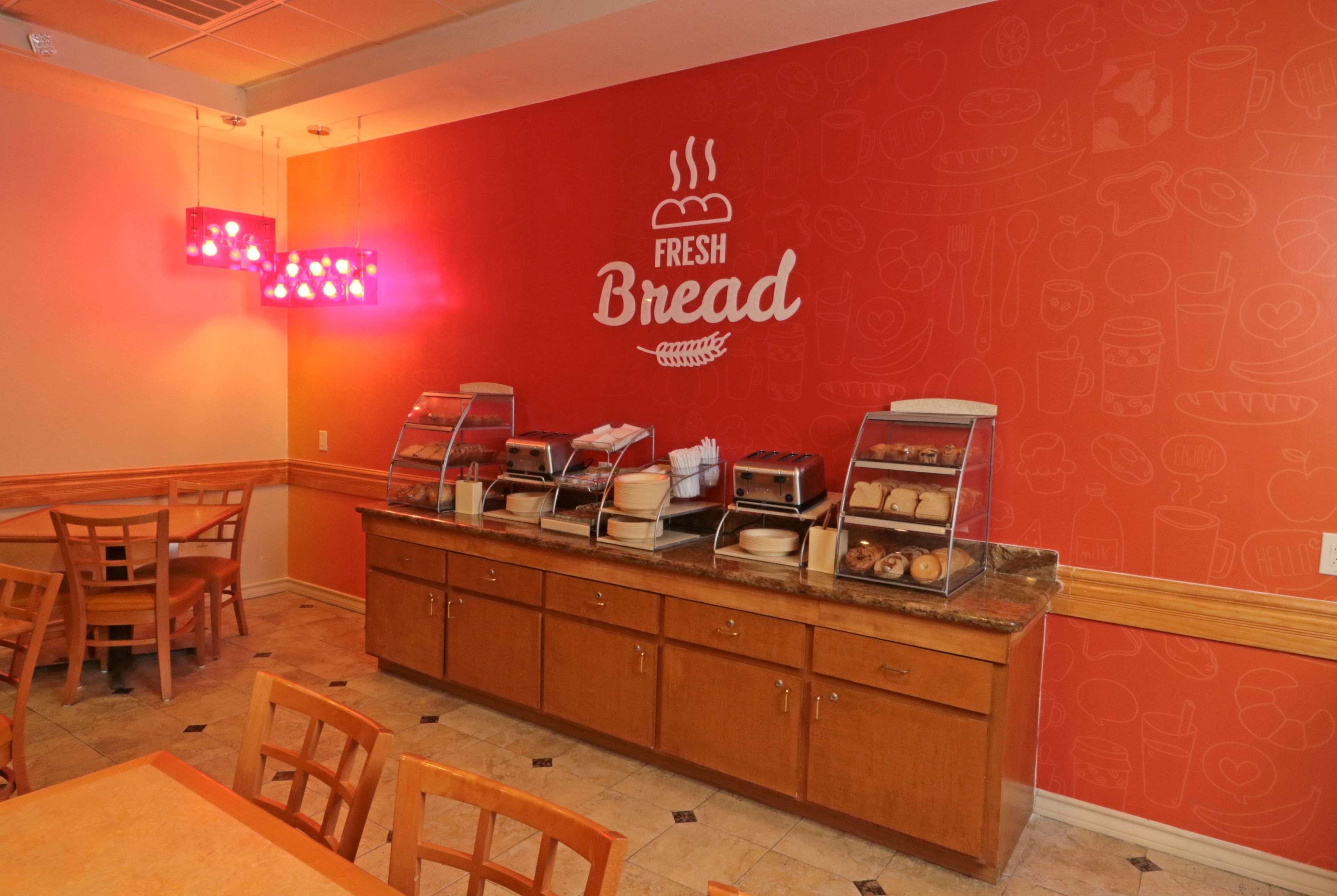 Wyndham Garden Mcallen At La Plaza Mall Exteriér fotografie